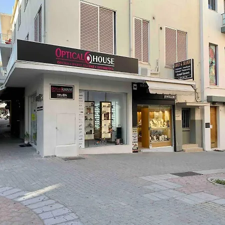 Downtown Small